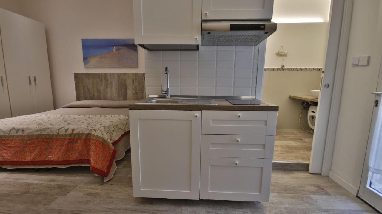 Casa Levante A 75 Mt Dalla Spiaggia Монополі Екстер'єр фото